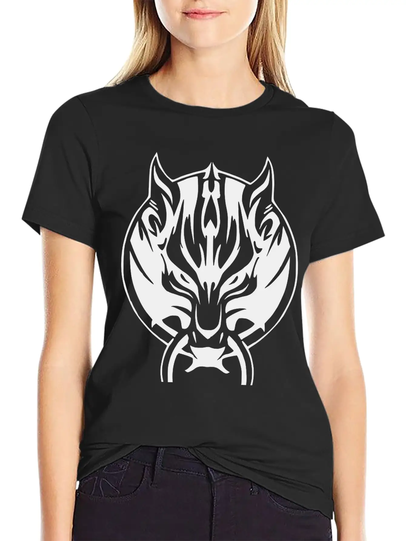Wolf 8 Casual Graphic T-Shirt – Simple And Comfortable Daily Wear