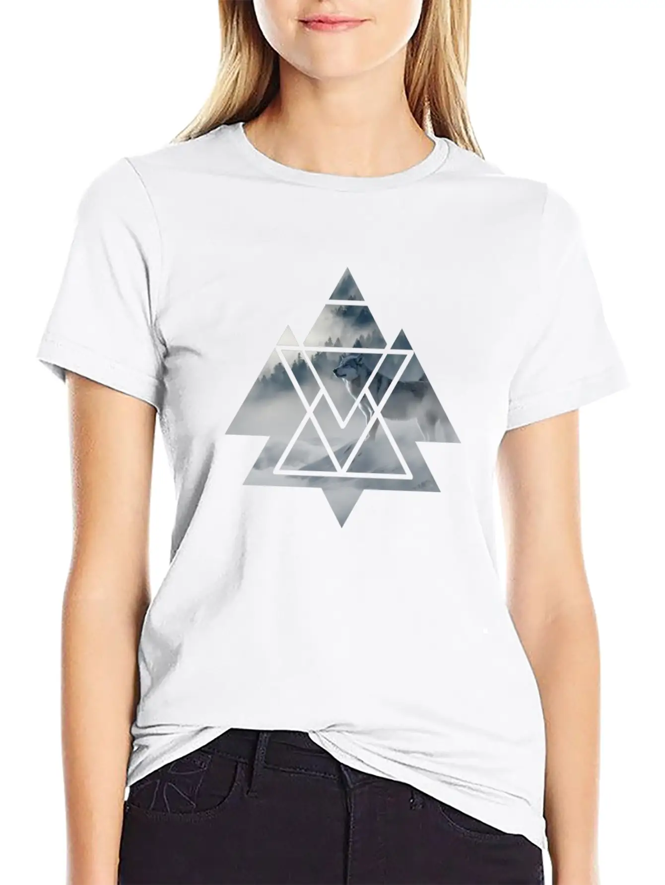 Wolf Geometry Triangle Ice World Winter Casual Graphic T-Shirt – Simple And Comfortable Daily Wear